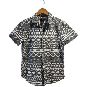 Forever 21 Mens Short Sleeve Shirt White and Gray Allover BOHO Diamond Pattern S